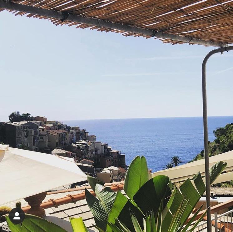 מנרולה La Torretta Lodge מראה חיצוני תמונה
