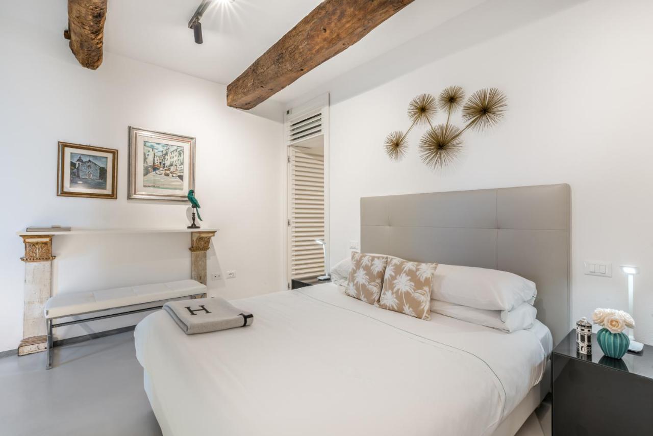 מנרולה La Torretta Lodge מראה חיצוני תמונה