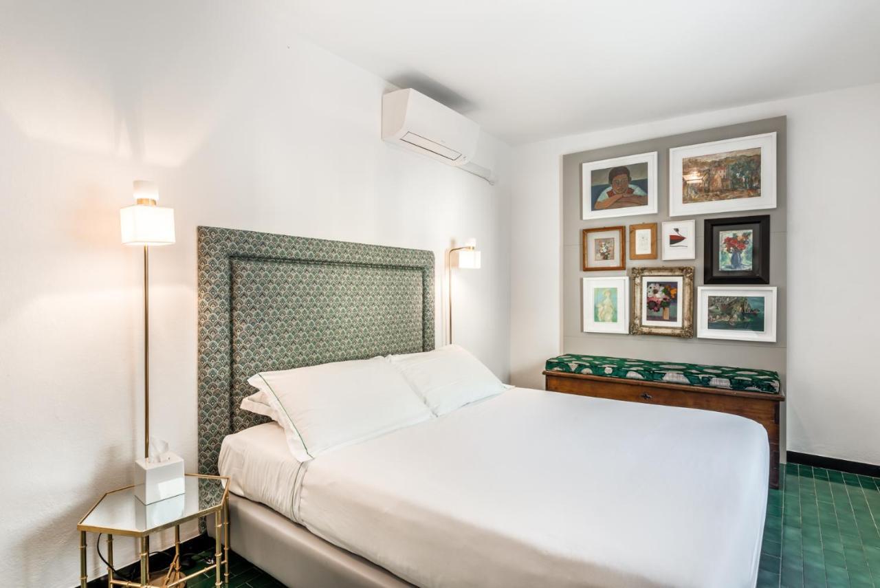 מנרולה La Torretta Lodge מראה חיצוני תמונה