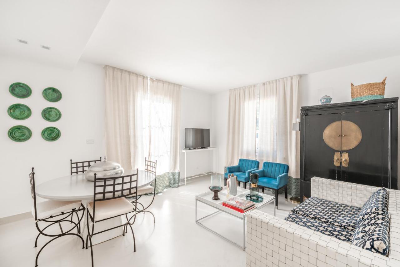 מנרולה La Torretta Lodge מראה חיצוני תמונה